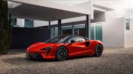 McLarenArtura-ExtI.jpg