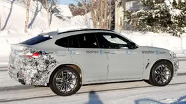 2022-bmw-x4-side-spy-photo(3).webp
