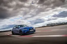 -sedan-frozen-portimao-blue-metallic-03-2021-600px.webp