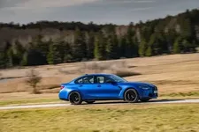-sedan-frozen-portimao-blue-metallic-03-2021-600px.webp