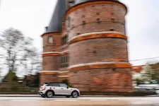 P90413328-the-mini-cooper-s-5-door-02-2021-600px.webp