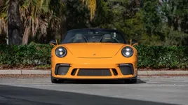 00013Porsche-911-Speedster.webp