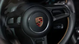 00008Porsche-911-Speedster.webp