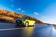 e-mini-john-cooper-works-convertible-02-2021-600px.webp
