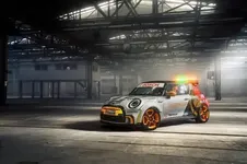 ni-electric-pacesetter-inspired-by-jcw-03-21-599px.webp