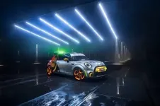 ni-electric-pacesetter-inspired-by-jcw-03-21-599px.webp