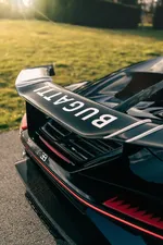 bugatti-chiron-pur-sport-300-milestone-car-15.webp