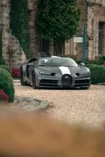 bugatti-chiron-sport-chiron-pur-sport-drive-event-paris-17.webp