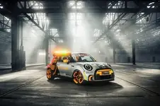 ni-electric-pacesetter-inspired-by-jcw-03-21-599px.webp