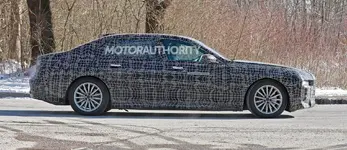 2023-bmw-i7-spy-shots--photo-credits-baldauf-sb-medien_100781876.webp