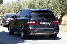 1-ml63-amg-2015-44.webp