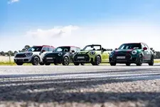 15-the-mini-john-cooper-works-family-04-2021-600px.webp