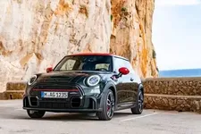 84-the-mini-john-cooper-works-3-door-04-2021-600px.webp