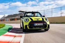 e-mini-john-cooper-works-convertible-04-2021-600px.webp