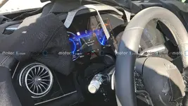 mercedes-benz-eqs-suv-interior-spy-photo (2).webp