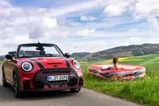 e-mini-john-cooper-works-convertible-05-2021-600px.webp