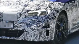 bmw-3-series-electric-new-spy-photo-front-three-quarters 1.webp