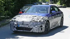bmw-3-series-electric-new-spy-photo-front-three-quarters 2.webp