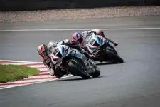 ampionship-worldsbk-bmw-motorrad-motorsport--330px.webp