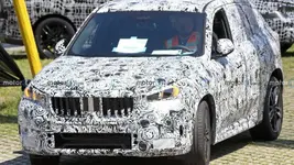 2022-bmw-x1-new-spy-photo-front.webp