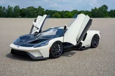2022-Ford-GT-64-Heritage-Edition_04.jpg