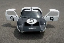 1964-Ford-GT-prototype_03.jpg