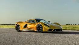 hennessey-venom-f5_100803093_h.jpg