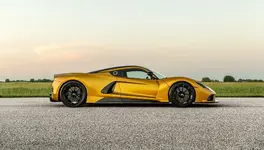 hennessey-venom-f5_100803091_h.jpg