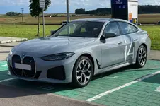 BMW-i4-M-Sport-Brooklyn-Grey-eDrive40-Live-Fotos-03-1024x682.webp