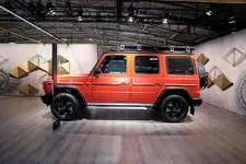 2022-Mercedes-Benz-G350d-G-Class-Professional-06.webp
