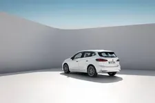 9-the-all-new-bmw-223i-active-tourer-10-2021-600px.webp