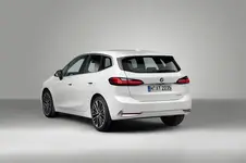 4-the-all-new-bmw-223i-active-tourer-10-2021-600px.webp