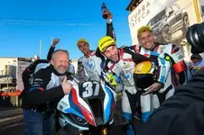 ctober-2021-bmw-motorrad-world-endurance-tea-600px.webp