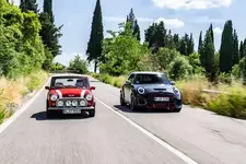 c-mini-and-mini-john-cooper-works-gp-11-2021-600px.webp