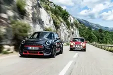 c-mini-and-mini-john-cooper-works-gp-11-2021-600px.webp