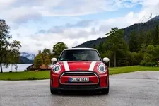 P90442334-mini-cooper-10-2021-600px.webp