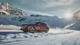 ix-and-bmw-i4-on-ice-soelden-austria-12-2021-600px.webp