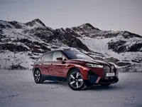 ix-and-bmw-i4-on-ice-soelden-austria-12-2021-600px.webp