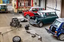 charged-classic-mini-electrification-01-2022-600px.webp