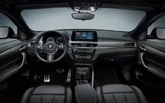 P90449286-bmw-x2-edition-goldplay-01-2022-600px.webp