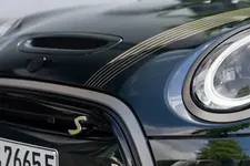 0880-mini-cooper-se-resolute-edition-02-2022-600px.webp