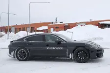 2024-Porsche-Panamera-8.webp
