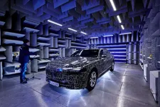 P90450153_lowRes_the-first-ever-bmw-i.webp