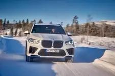 3408-bmw-ix5-hydrogen-winter-testing-02-2022-600px.webp