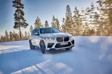 3421-bmw-ix5-hydrogen-winter-testing-02-2022-600px.webp
