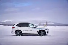3437-bmw-ix5-hydrogen-winter-testing-02-2022-600px.webp