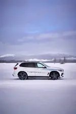3438-bmw-ix5-hydrogen-winter-testing-02-2022-600px.webp