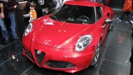 41bb70f3063348ded9f6d1aaf900b90a.webp