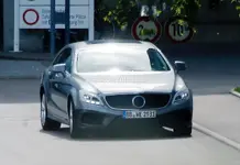 2015-mercedes-benz-cls-facelift-spotted-with-minimal-camo_1.webp