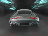 2022-Aston-Martin-V12-Vantage-3.webp